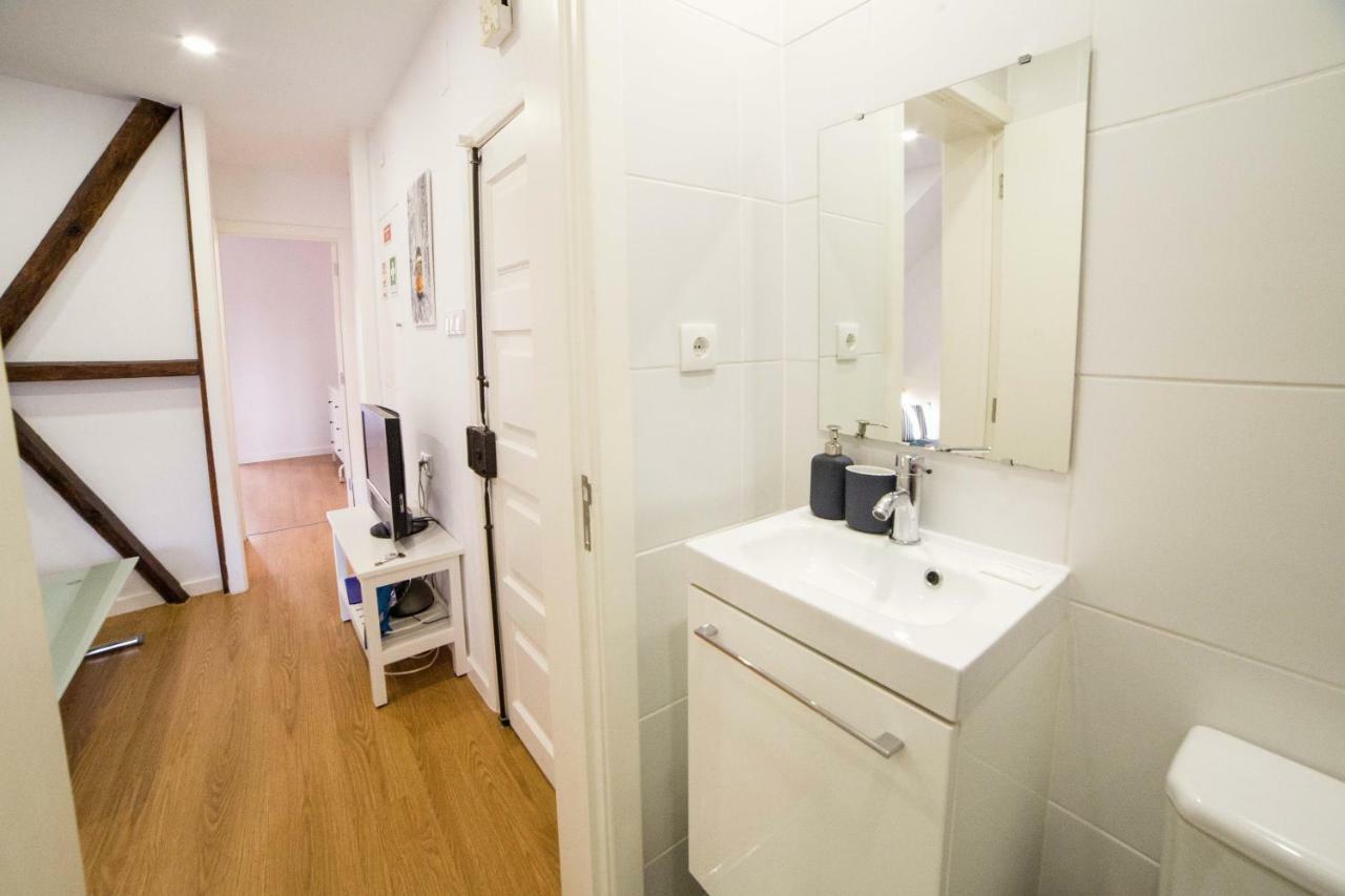 Flh Fresh And Cozy Old Town Duplex Apartment Lisboa Ngoại thất bức ảnh